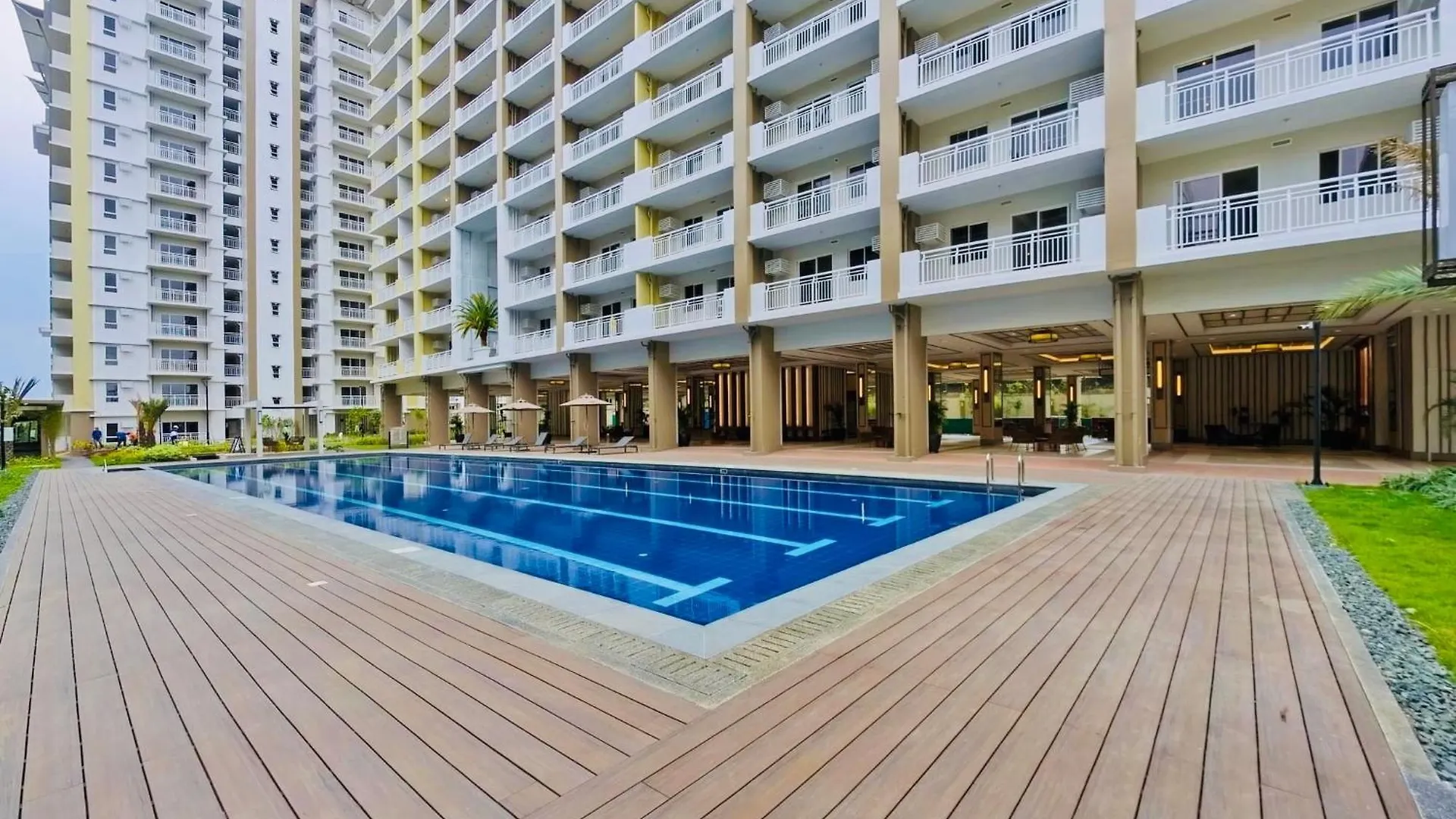 Gina Staycation The Atherton Dmci Paranaque Paranaque City